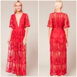 👠 Red Lace Maxi Dress 👠
